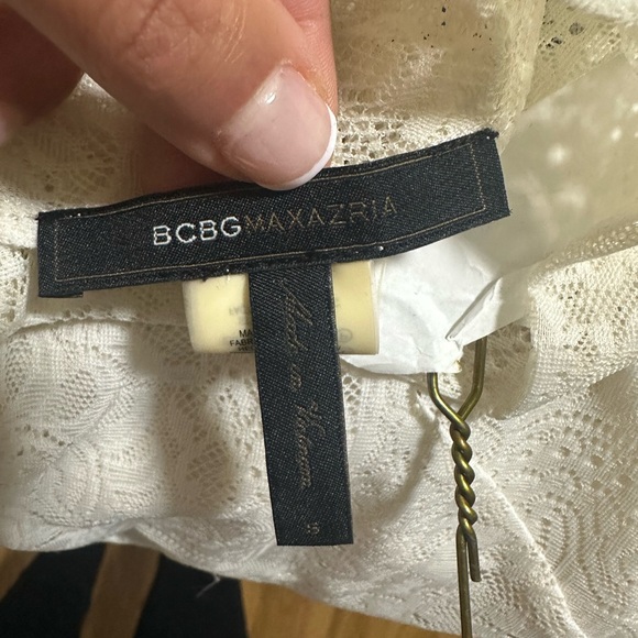 BCBGMaxAzria Ivory Lace Blouse - Picture 4 of 5